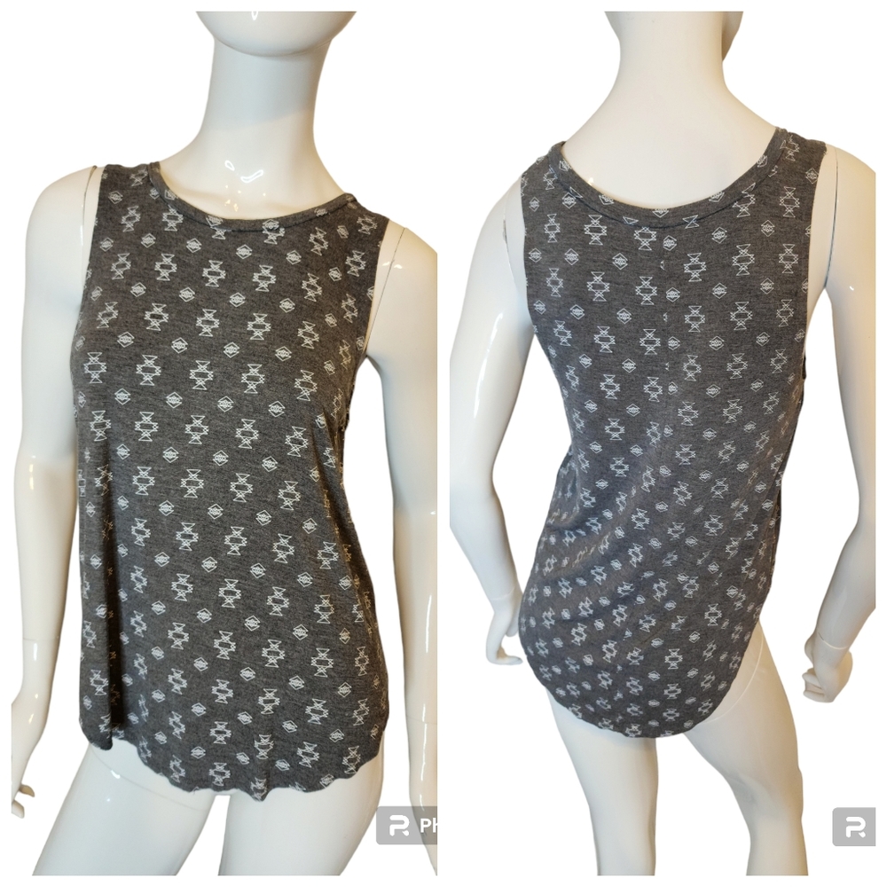 GRAYSON/THREADS Aztek Hello Gorgeous Classic Tshirt Material Comfort Soft Cute